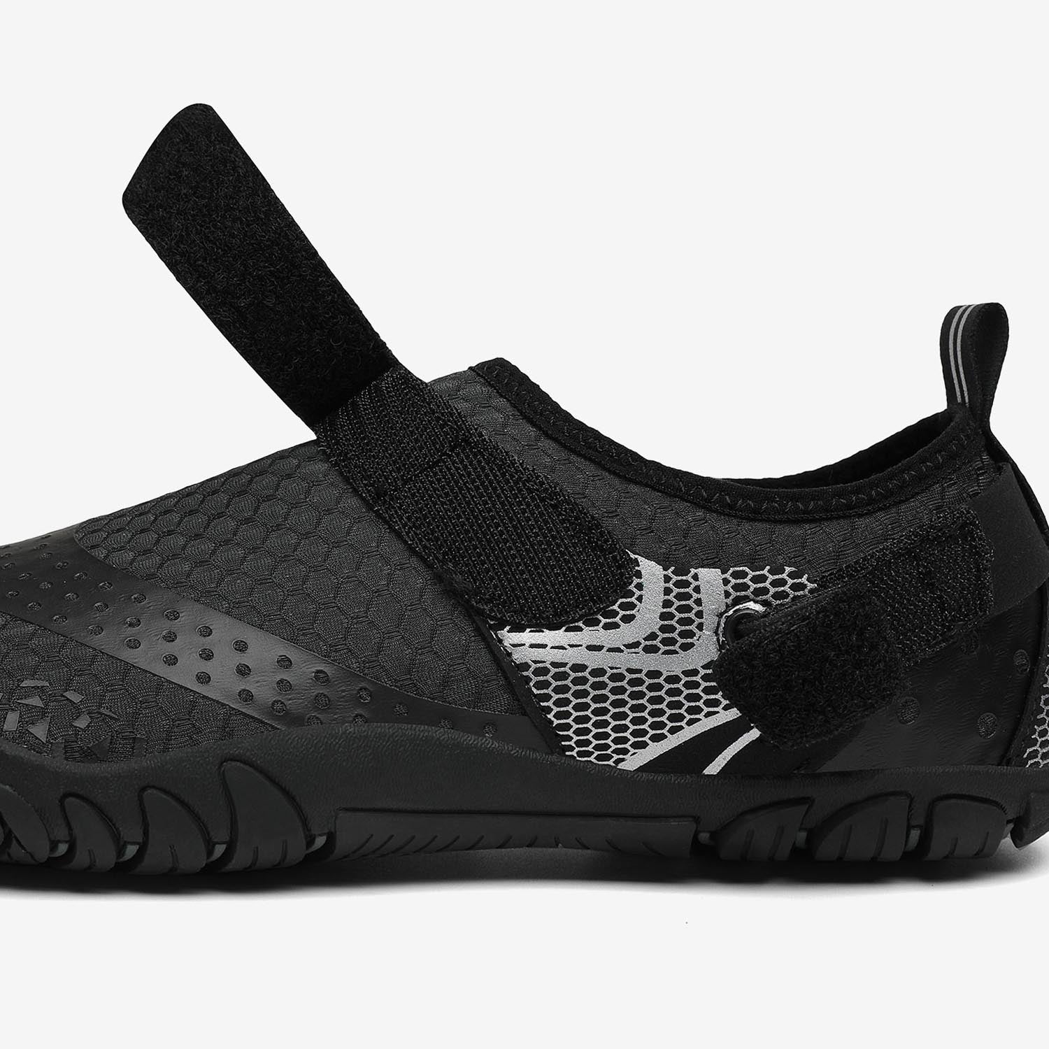 Barefoot Water Shoes - Lightweight & Breathable for Diving & Water Sports
